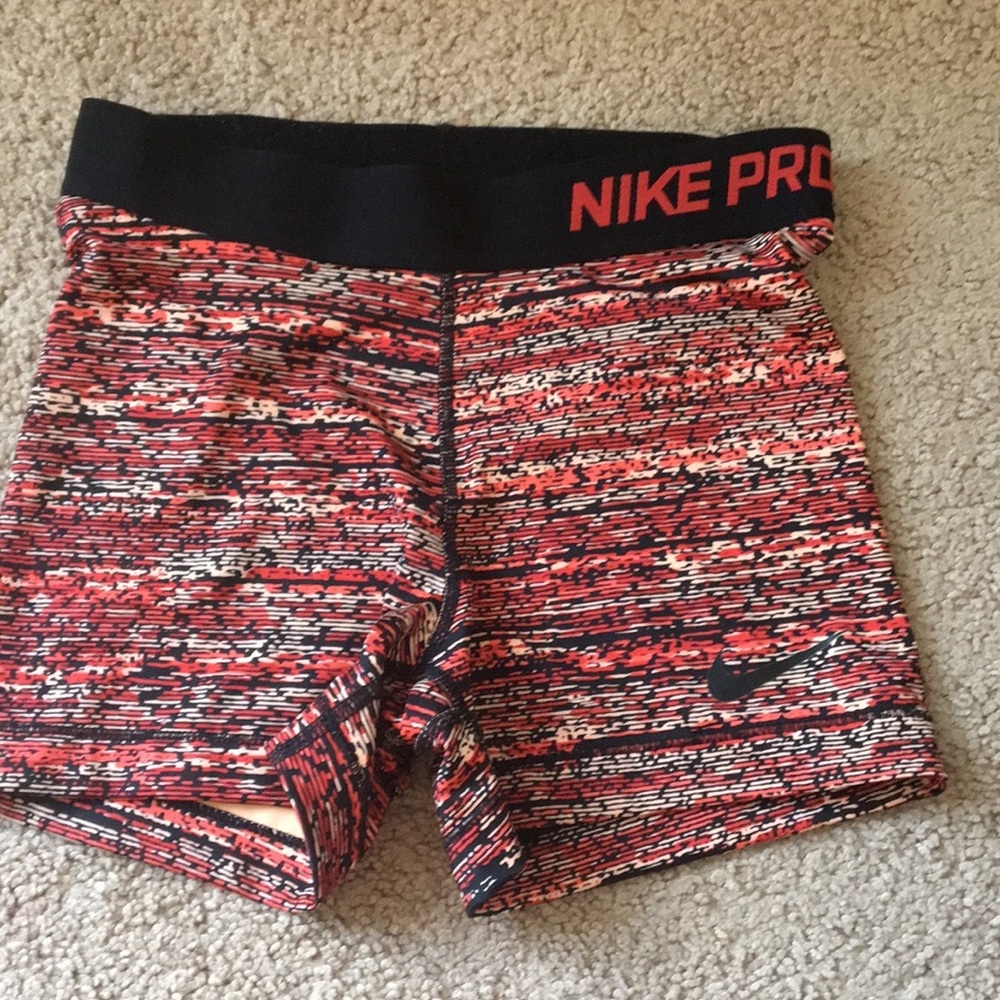 nike pro in great condition